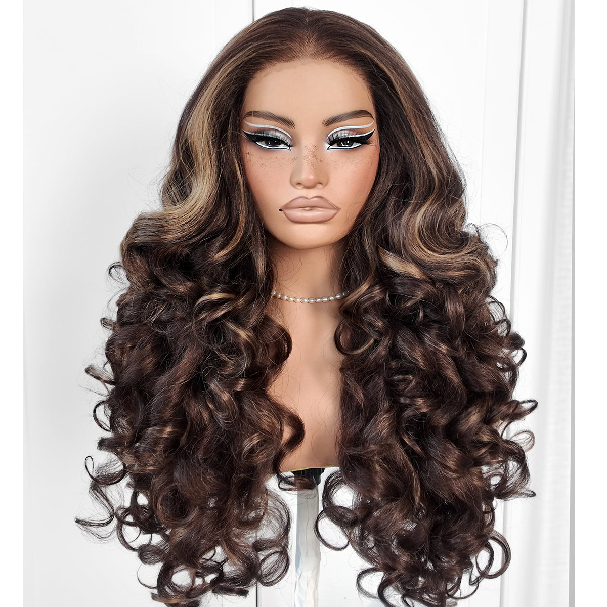 MITIMES 13x6 Glueless HD Lace Front Wigs Pre Plucked Honey Blonde Yaki Synthetic Body Wave Wigs Ready To Wear Highlight Balayage Wig